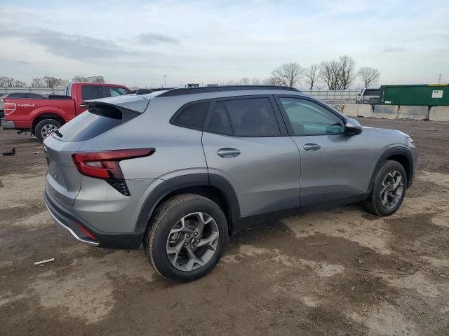 KL77LHE21RC141263 - 2024 CHEVROLET TRAX 1LT 银色 照片 3