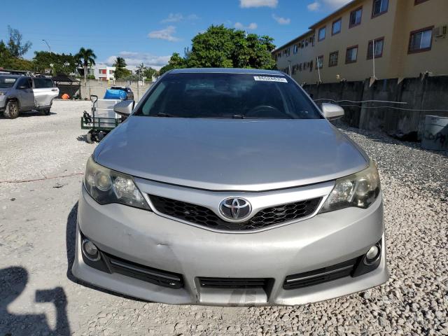 4T1BF1FK8EU823891 - 2014 TOYOTA CAMRY L SILVER photo 5
