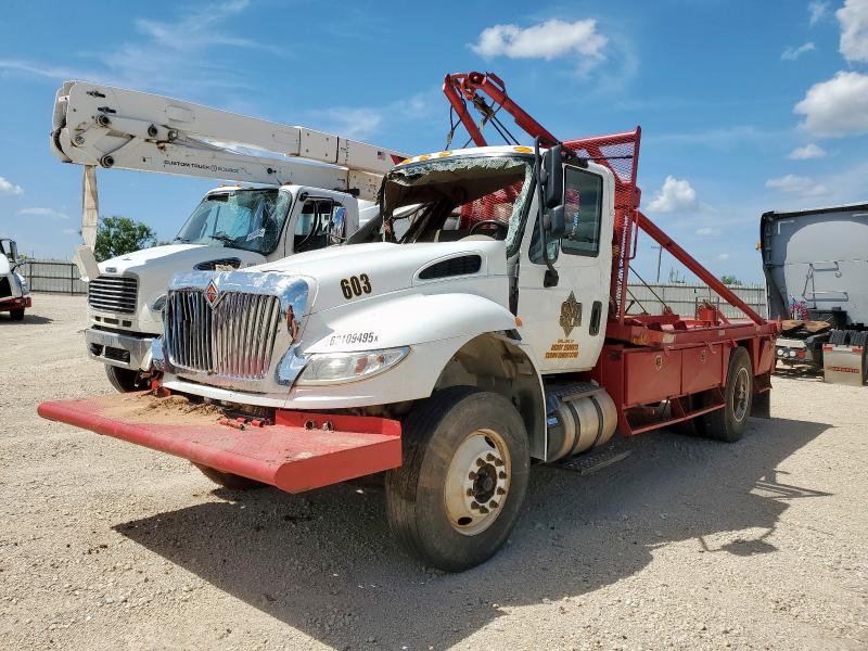 3HAMMMML6JL695313 - 2018 INTERNATIONAL 4000 4300 أبيض صورة 2