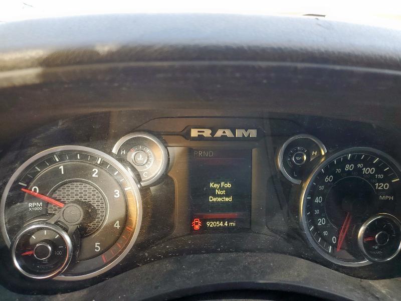 3C7WRTCL1RG137029 - 2024 RAM 3500 Biały zdjęcie 9