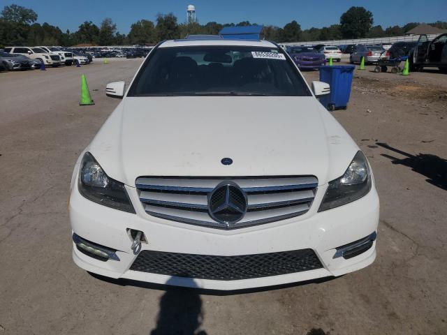 WDDGF8AB2DR243134 - 2013 MERZ C 300 4MATIC WHITE photo 5