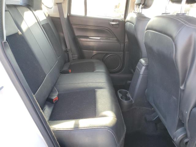 1C4NJCEB7FD364867 - 2015 JEEP COMPASS LATITUDE WHITE photo 10