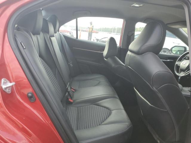 4T1G11AK8NU043580 - 2022 TOYOTA CAMRY SE RED photo 10