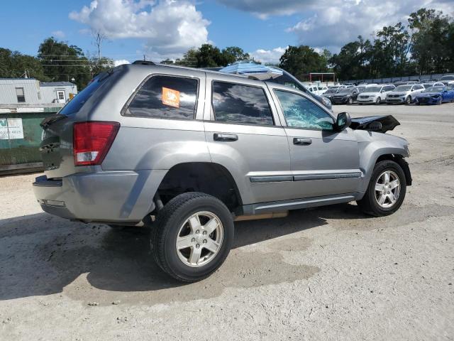 1J8GR48KX7C602147 - 2007 JEEP GRAND CHER LAREDO ნაცრისფერი ფოტო 3