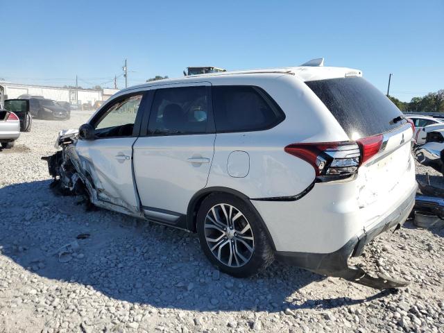 JA4AD2A33JZ034406 - 2018 MITSUBISHI OUTLANDER ES WHITE photo 2