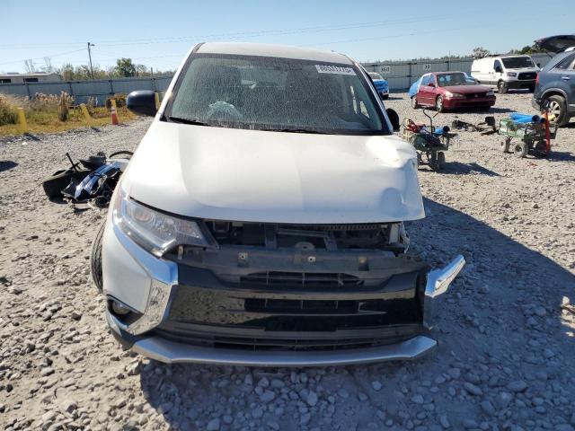 JA4AD2A33JZ034406 - 2018 MITSUBISHI OUTLANDER ES WHITE photo 5
