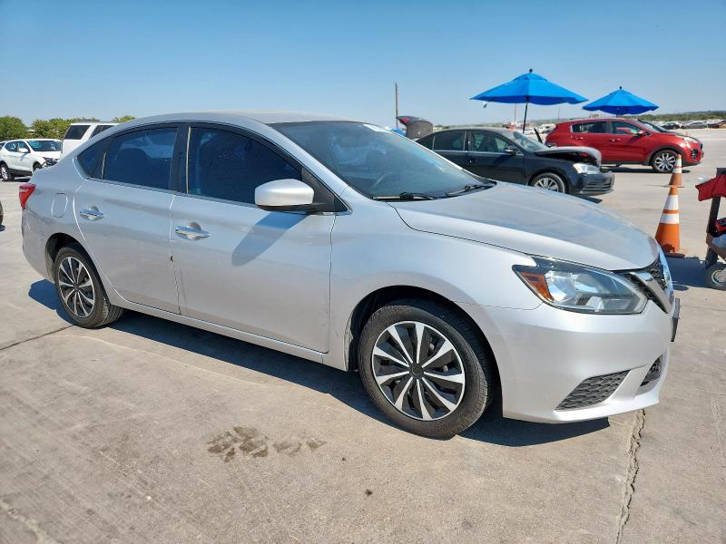 3N1AB7AP2KY349756 - 2019 NISSAN SENTRA S 银色 照片 4