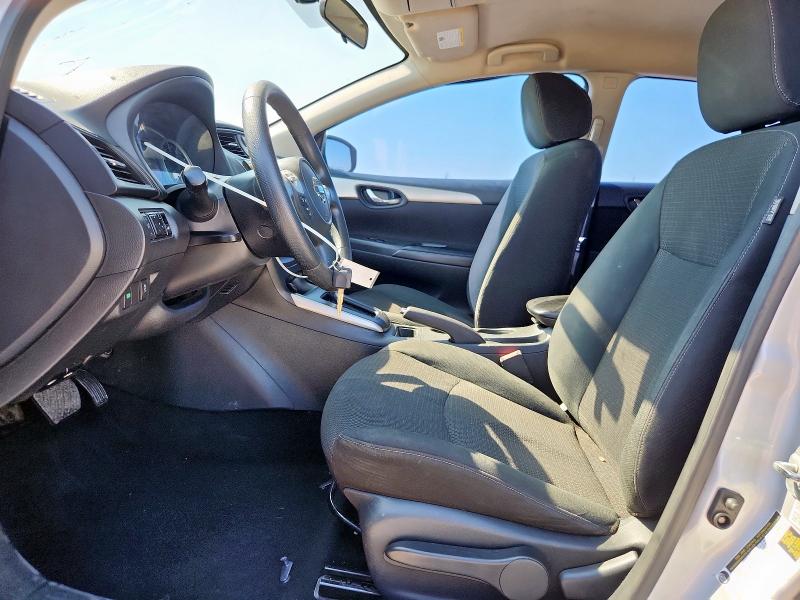 3N1AB7AP2KY349756 - 2019 NISSAN SENTRA S 银色 照片 7