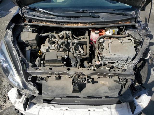 JTDKDTB37J1616604 - 2018 TOYOTA PRIUS C GRAY photo 11