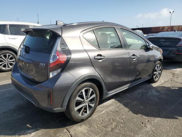 JTDKDTB37J1616604 - 2018 TOYOTA PRIUS C GRAY photo 3