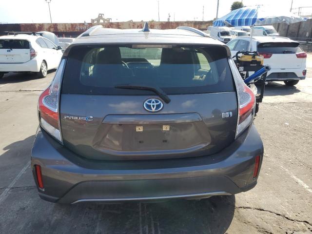 JTDKDTB37J1616604 - 2018 TOYOTA PRIUS C GRAY photo 6