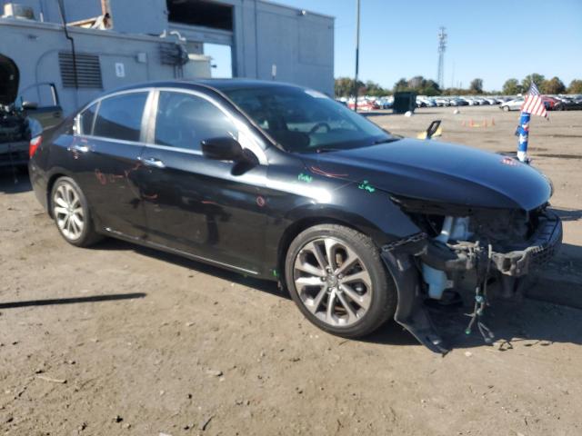 1HGCR2F56FA101579 - 2015 HONDA ACCORD SPORT შავი ფოტო 4