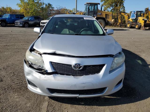 2T1BU4EE5AC385863 - 2010 TOYOTA COROLLA BASE ვერცხლისფერი ფოტო 5