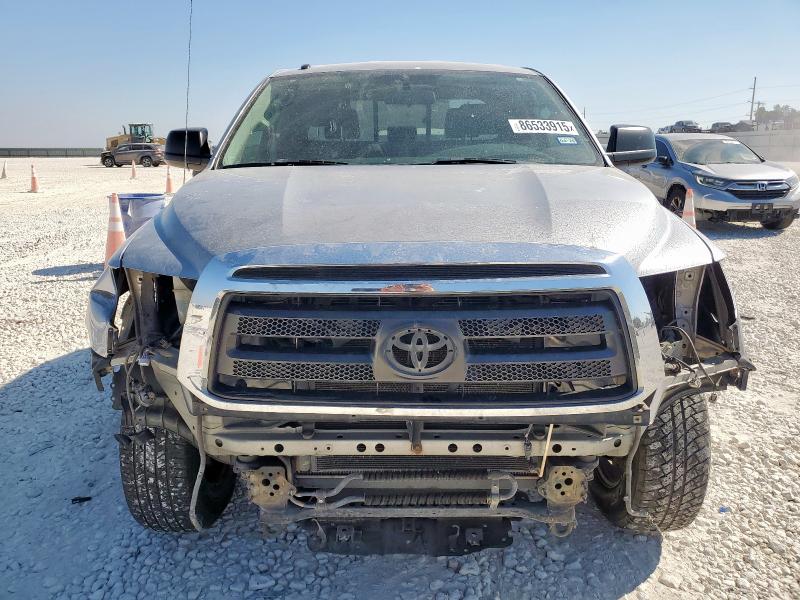 5TFRM5F13CX037158 - 2012 TOYOTA TUNDRA DOUBLE CAB SR5 SILVER photo 5