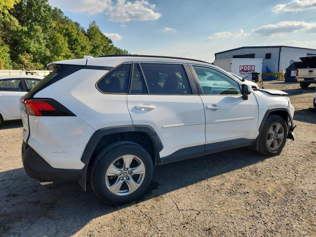 2T3W1RFV7PW278611 - 2023 TOYOTA RAV4 XLE თეთრი ფოტო 3