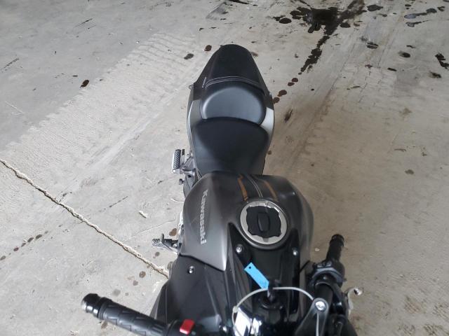 ML5EXER10PDA81754 - 2023 KAWASAKI EX650 R Gris foto 5