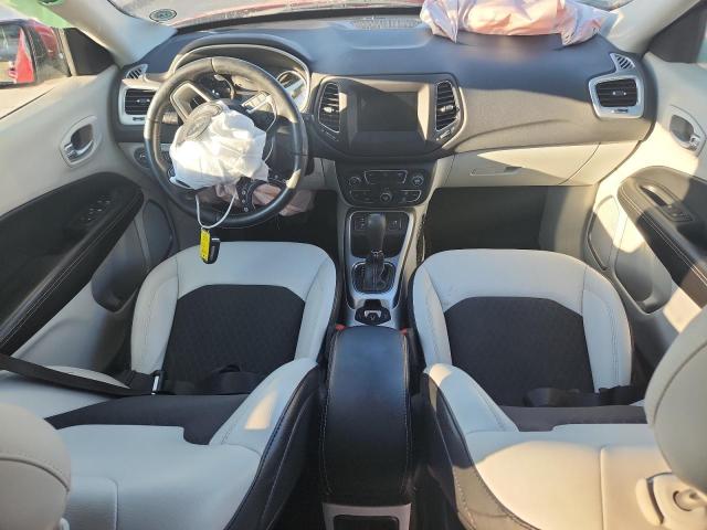 3C4NJCBBXKT711360 - 2019 JEEP COMPASS LATITUDE წითელი ფოტო 8