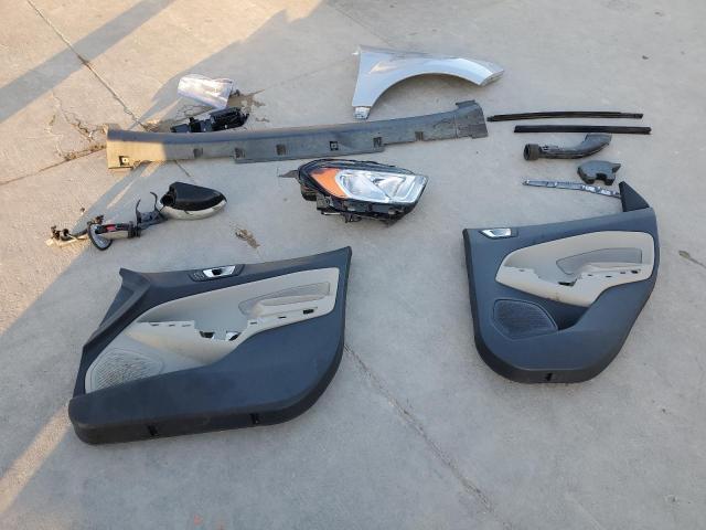 MAJ3S2GE3KC295624 - 2019 FORD ECOSPORT SE ვერცხლისფერი ფოტო 13