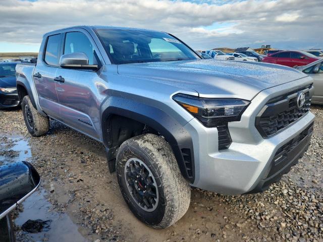 3TMLB5JN6SM160284 - 2025 TOYOTA TACOMA DOUBLE CAB Silber Foto 4