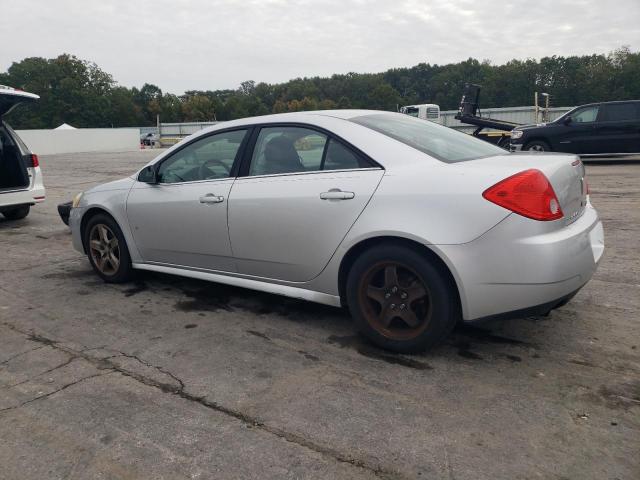 1G2ZA5E03A4104684 - 2010 PONTIAC G6 SILVER photo 2
