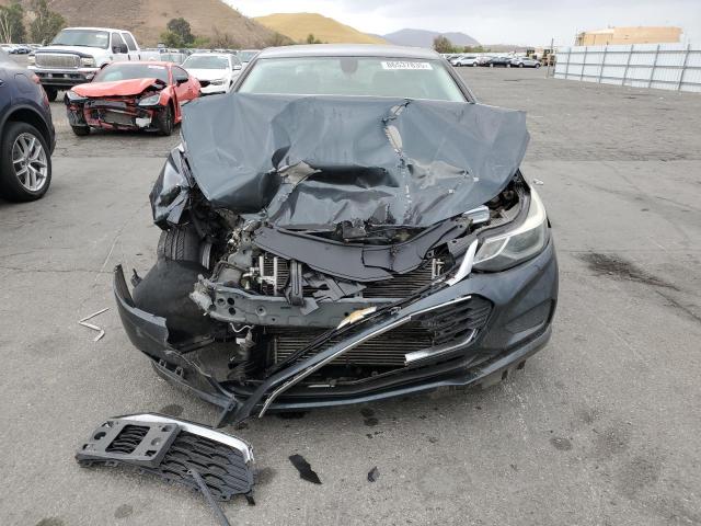 1G1BE5SM6J7107630 - 2018 CHEVROLET CRUZE LT ნაცრისფერი ფოტო 5