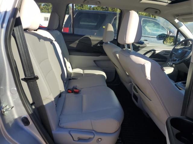 5FNYF6H55LB029374 - 2020 HONDA PILOT EXL SILVER photo 11