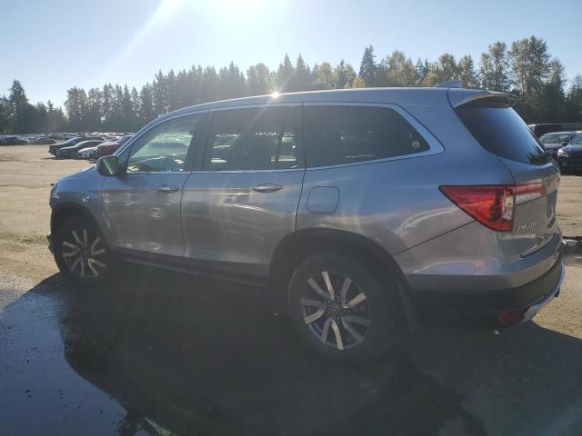 5FNYF6H55LB029374 - 2020 HONDA PILOT EXL SILVER photo 2