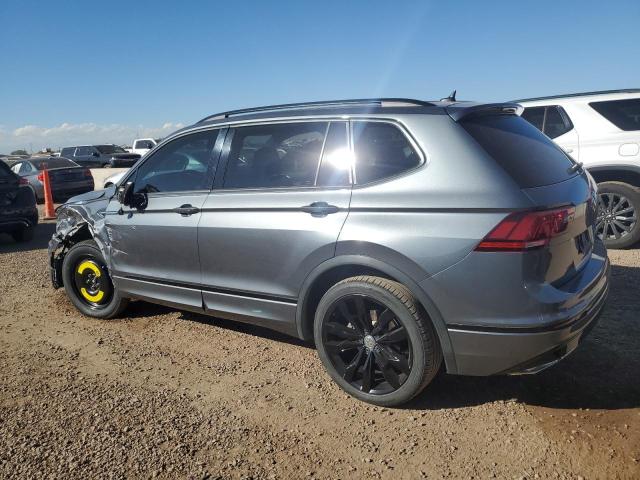 3VV2B7AX9LM173929 - 2020 VOLKSWAGEN TIGUAN SE Grau Foto 2