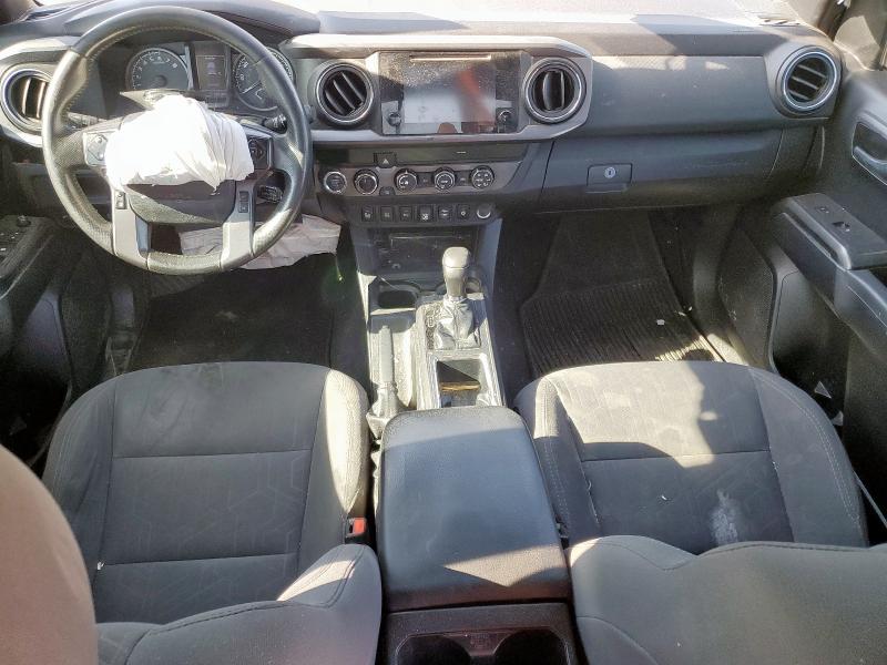 3TMDZ5BN1KM078977 - 2019 TOYOTA TACOMA DOUBLE CAB Темно-сірий фото 8