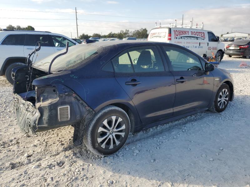 JTDEAMDE2MJ020606 - 2021 TOYOTA COROLLA LE BLUE photo 3