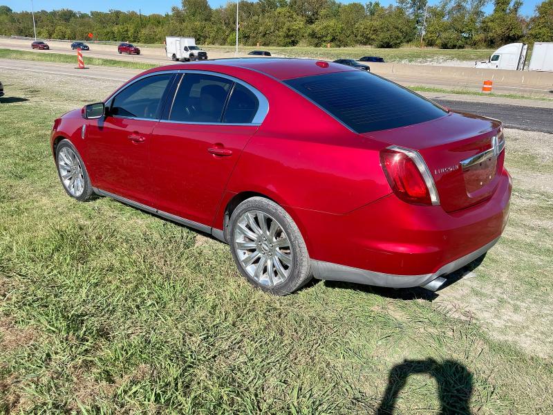 1LNHL9FT5BG605718 - 2011 LINCOLN MKS RED photo 3