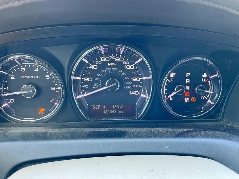 1LNHL9FT5BG605718 - 2011 LINCOLN MKS RED photo 8