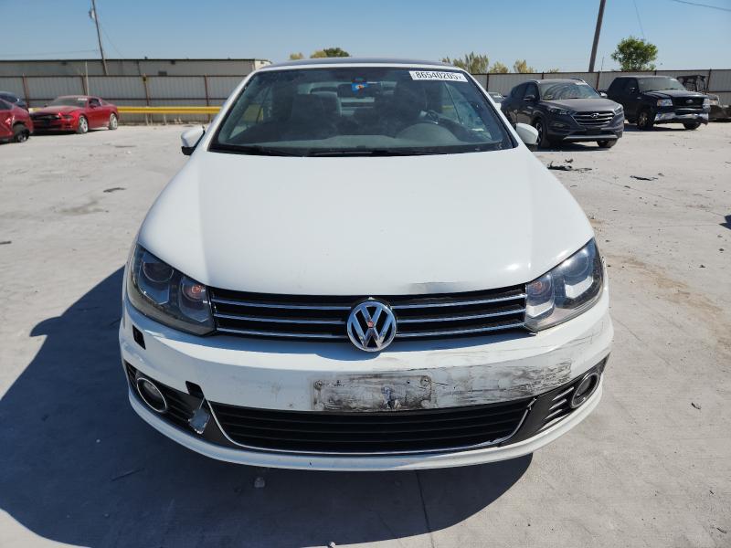 WVWFW8AH3FV002980 - 2015 VOLKSWAGEN EOS LUX Blanc photo 5