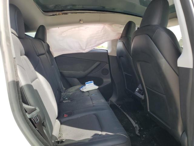 7SAYGDEE2PF752596 - 2023 TESLA MODEL Y أبيض صورة 10