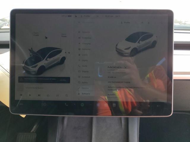 7SAYGDEE2PF752596 - 2023 TESLA MODEL Y أبيض صورة 9