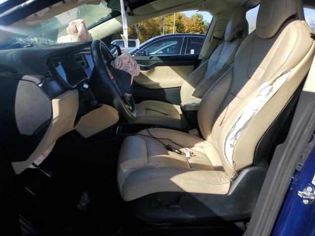 5YJXCBE25HF055391 - 2017 TESLA MODEL X BLUE photo 7