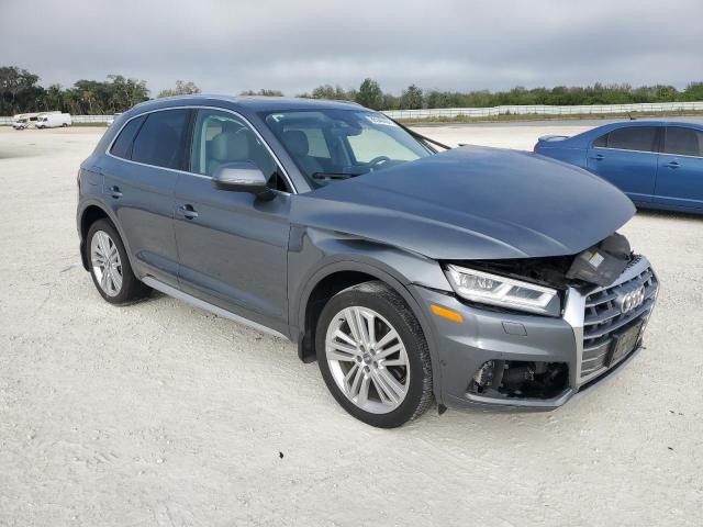 WA1CNAFY8L2089918 - 2020 AUDI Q5 PRESTIGE 灰色 照片 4