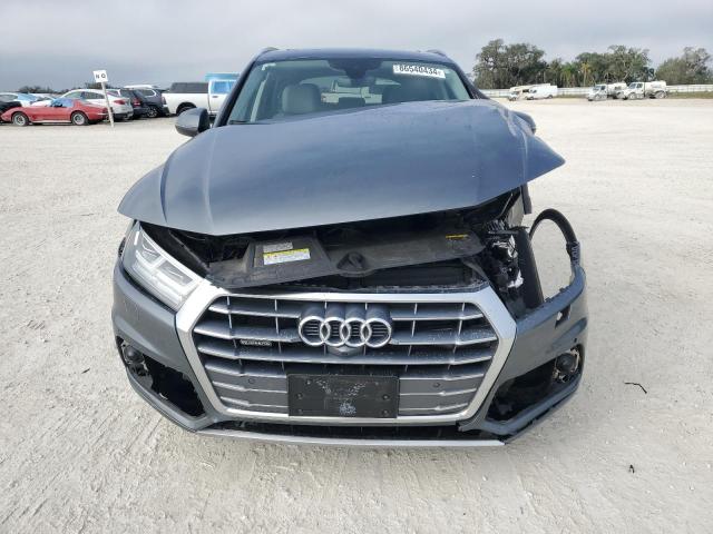 WA1CNAFY8L2089918 - 2020 AUDI Q5 PRESTIGE 灰色 照片 5