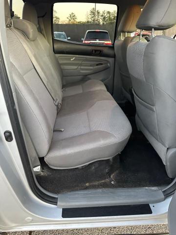 3TMLU4EN6DM109174 - 2013 TOYOTA TACOMA DOUBLE CAB Srebrny zdjęcie 6