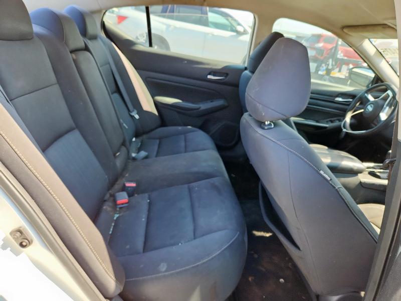 1N4BL4BV6KC258773 - 2019 NISSAN ALTIMA S 白色 照片 10