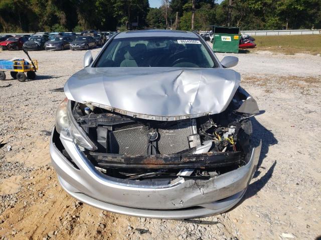 5NPEC4AC8BH039969 - 2011 HYUNDAI SONATA SE SILVER photo 5