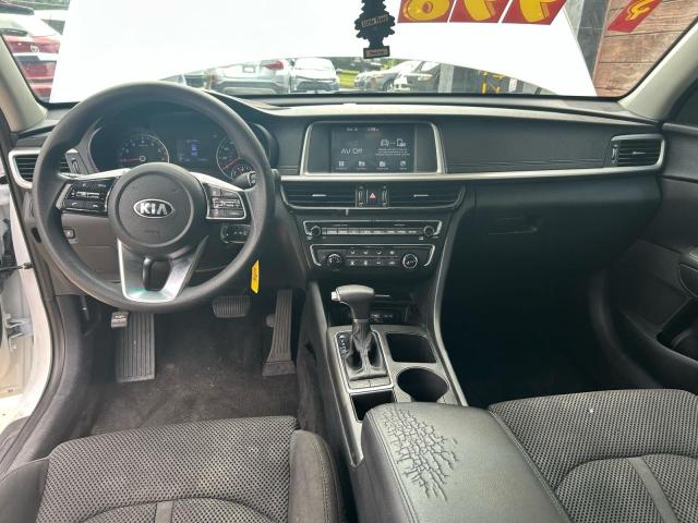5XXGT4L35KG358523 - 2019 KIA OPTIMA LX Blanco foto 9