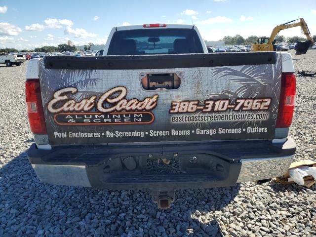 1GCHC24KX8E107945 - 2008 CHEVROLET SILVERADO C2500 HEAVY DUTY WHITE photo 6