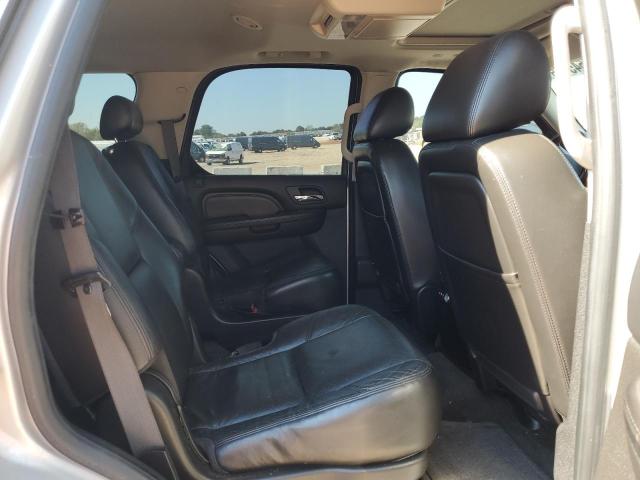 1GYUKBEF0AR136673 - 2010 CADILLAC ESCALADE LUXURY 银色 照片 11