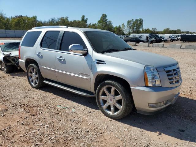1GYUKBEF0AR136673 - 2010 CADILLAC ESCALADE LUXURY 银色 照片 4