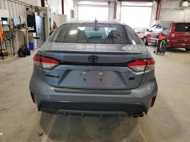 5YFS4MCEXNP104780 - 2022 TOYOTA COROLLA SE Blau Foto 6