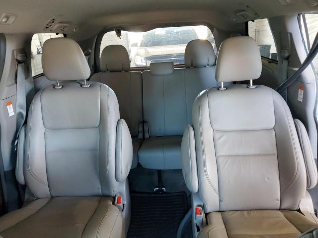 5TDDZ3DC8HS167213 - 2017 TOYOTA SIENNA XLE WHITE photo 10