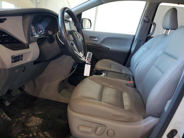 5TDDZ3DC8HS167213 - 2017 TOYOTA SIENNA XLE WHITE photo 7