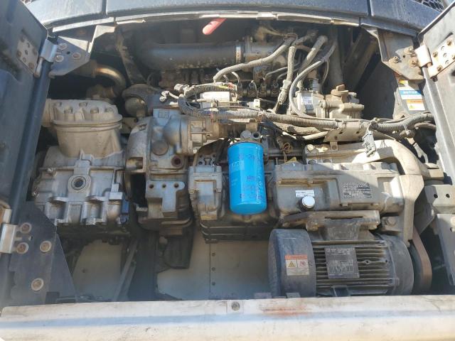 1UYVS2537K6699210 - 2019 UTILITY VS2RA Ақ фото 7