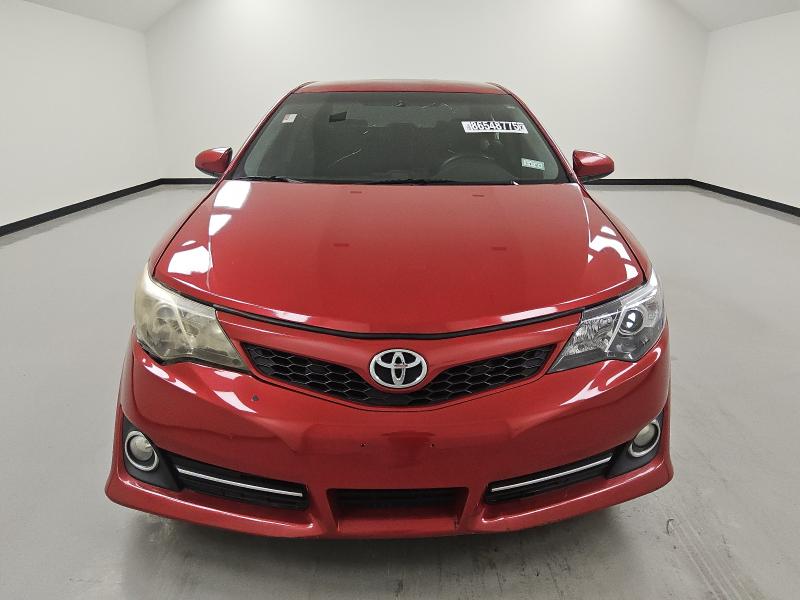 4T1BF1FKXEU735120 - 2014 TOYOTA CAMRY L RED photo 5
